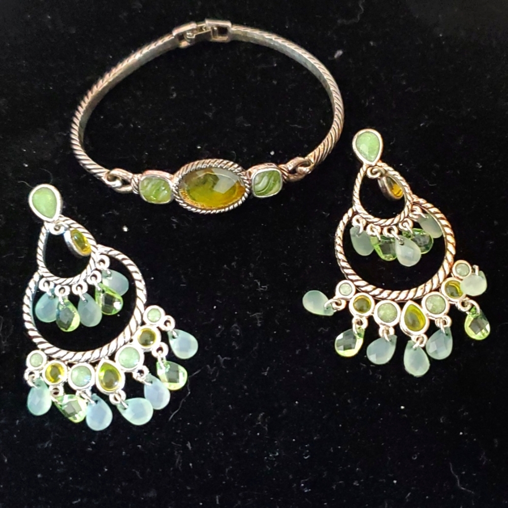 Earring and Bracelet set, OS